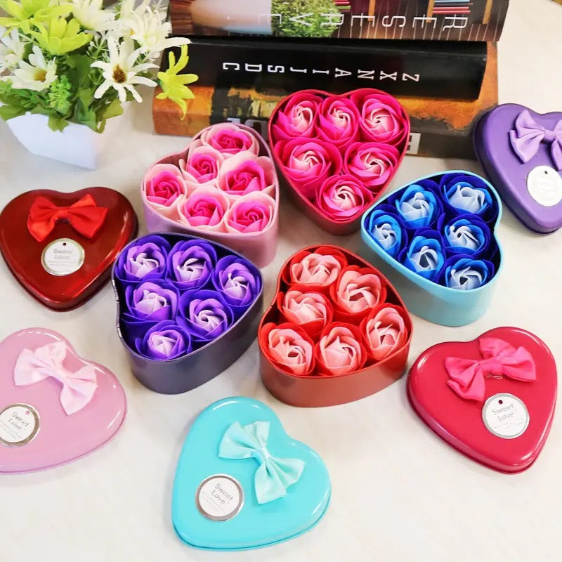 Heart Shaped Flowers Gift Box