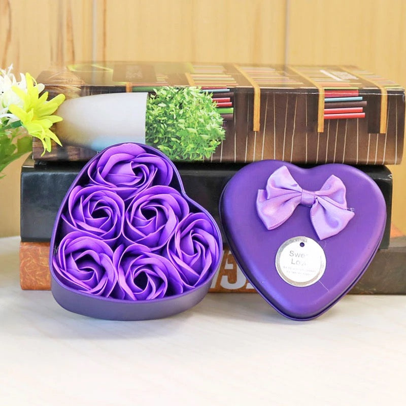 Heart Shaped Flowers Gift Box Purple