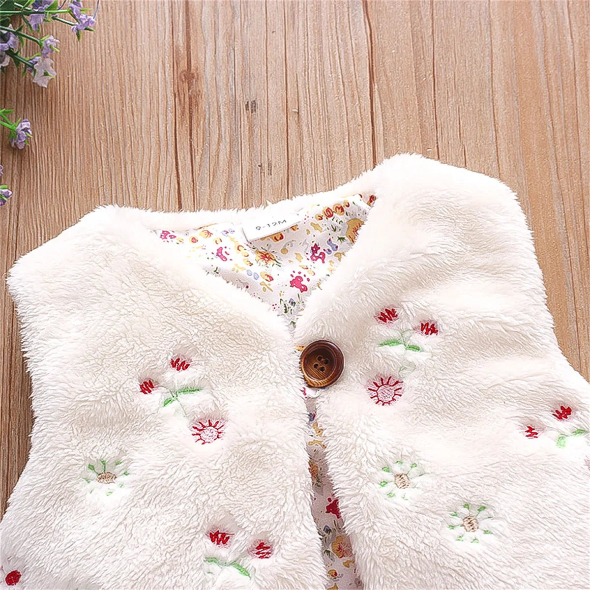 Autumn And Winter Girls' Fur Vest Sweet Flower Embroidery Sleeveless Warm Fashion Coat 0-3 Year Old Lady Wear Top