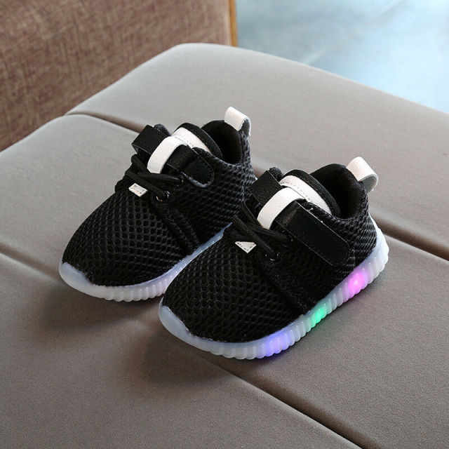 Kids LED Light Up Trainers Shoes Black