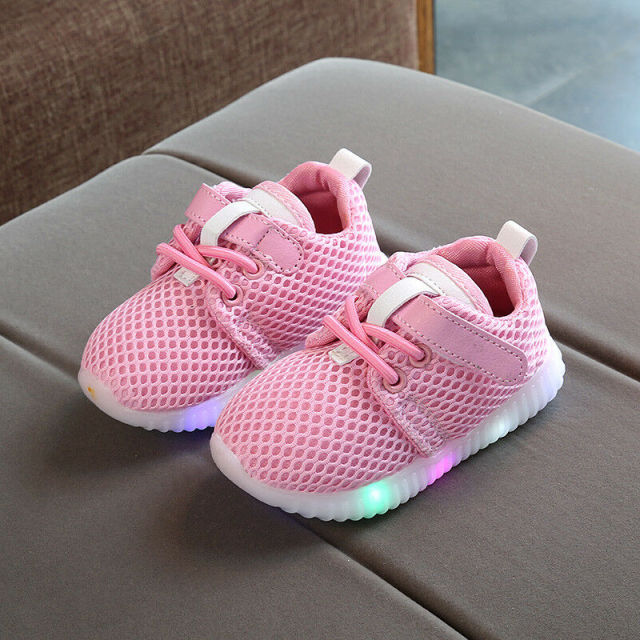 Kids LED Light Up Trainers Shoes Pink